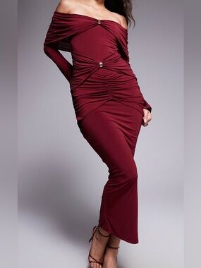 ASOS Ruched & Ready Off-Shoulder Ruched Maxi Dress in Deep Wine Size L worn once